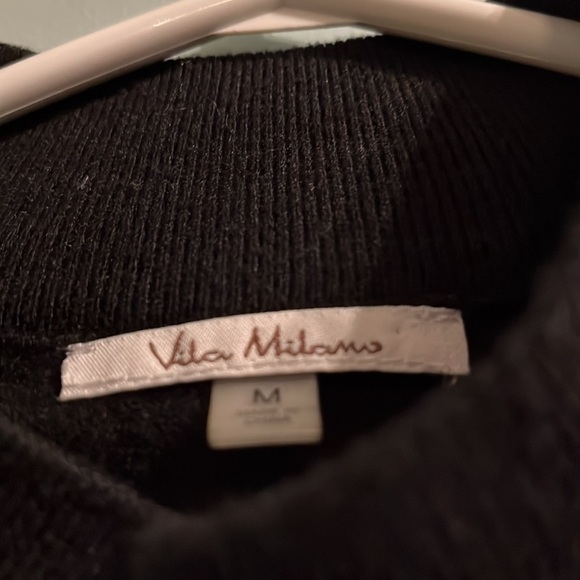 Women’s Light Weight Sweater, fitted, black long sleeve- medium - Picture 4 of 7